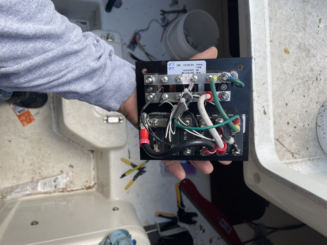 7275FEA7-19A4-4784-BABB-EEFDEE051A87