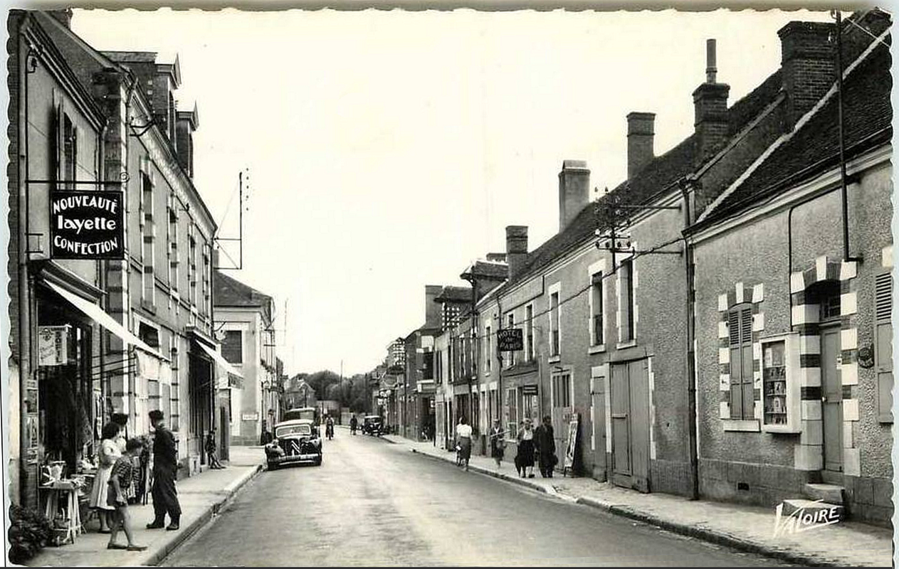 Mennetou éd Valoire