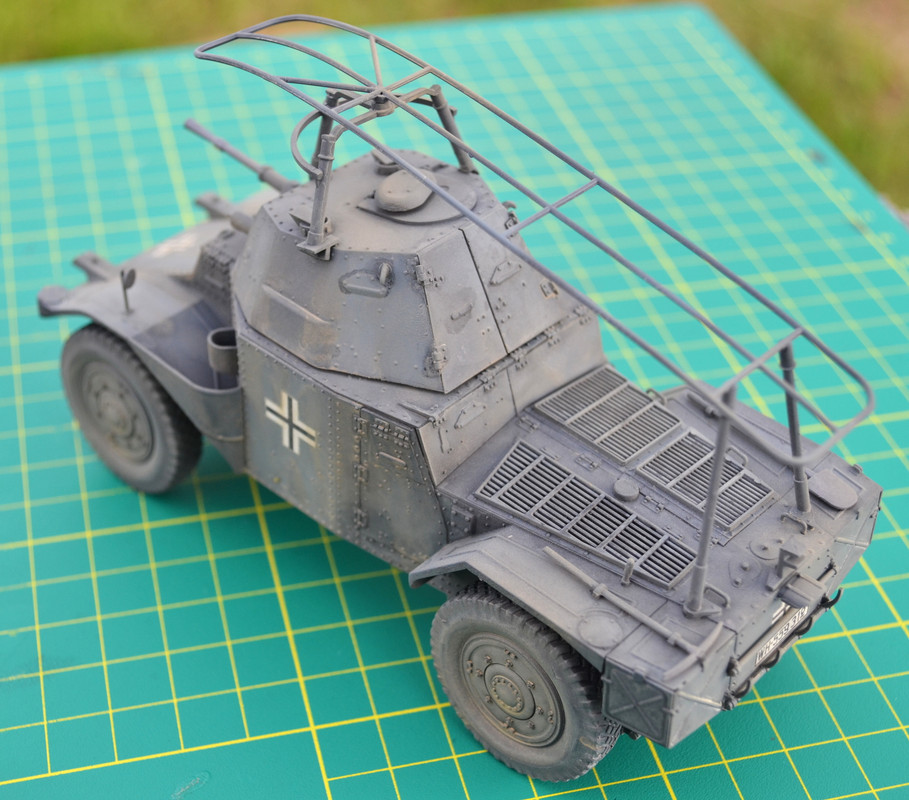 P 204 (f) R-8 012