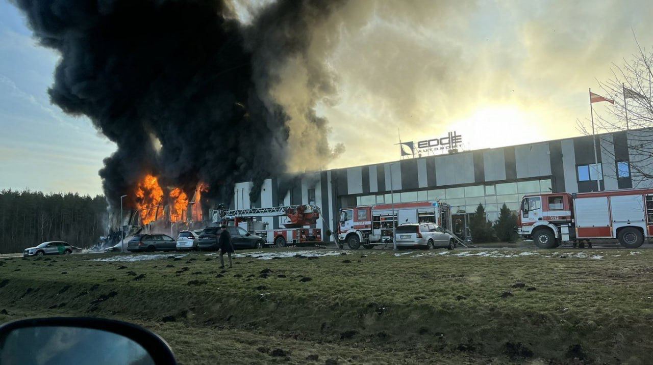 Štai ir kerštas už Irano dronų gamyklą