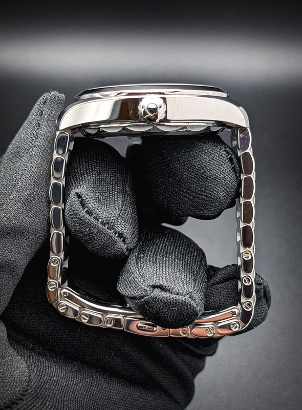 PXL 20260213 040946754 PORTRAIT ORIGINAL