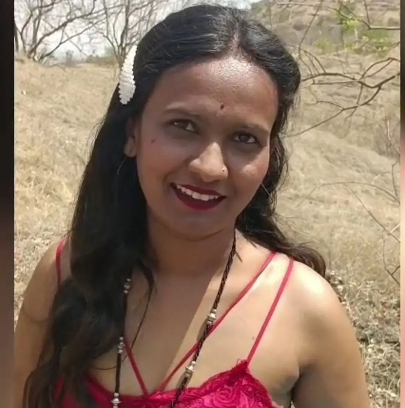 Desi Bhabhi outdoor fucked different style
