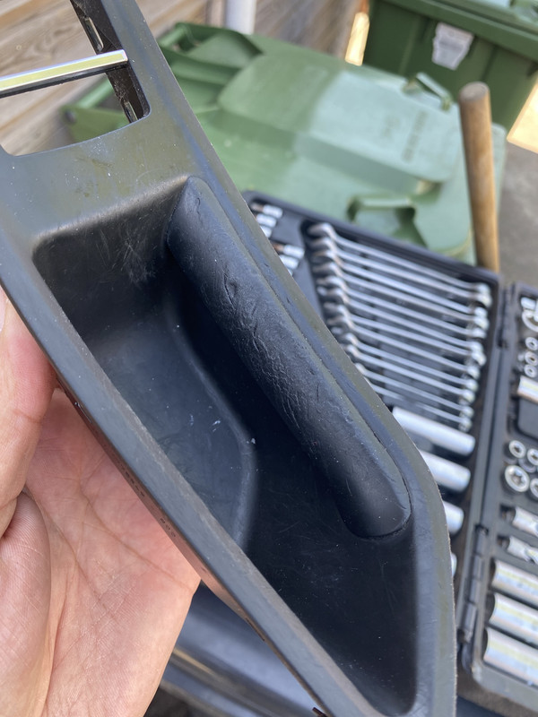 E2109AB2-6ADB-4AE5-B9DE-AE44F876DDBB