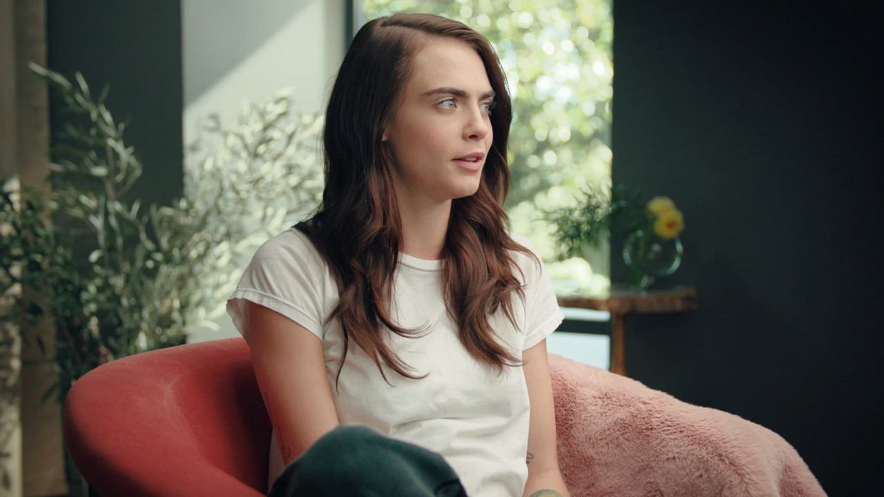 Planet Sex with Cara Delevingne_20230130_22402325.ts_snapshot_11.02.265