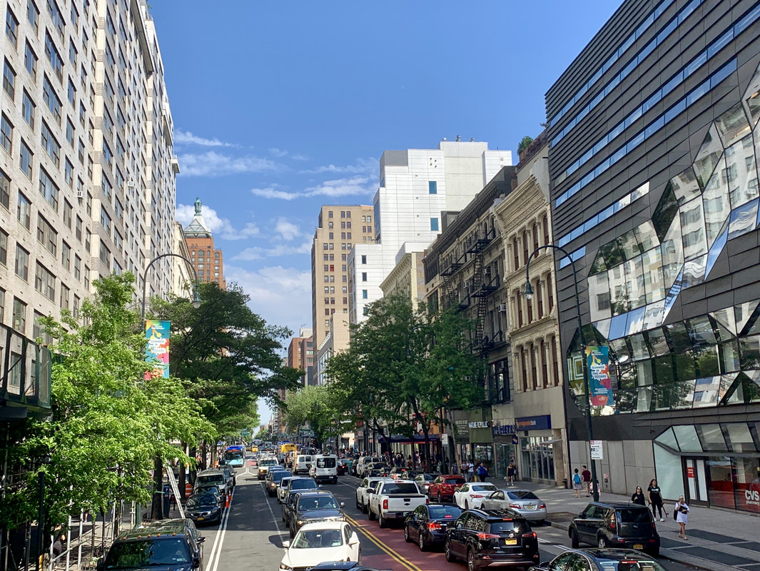 D8AB2E54-4EEE-499B-B813-73A7AF4A3443