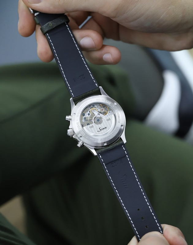 67393765-6526-497B-B55B-94DA7578D125