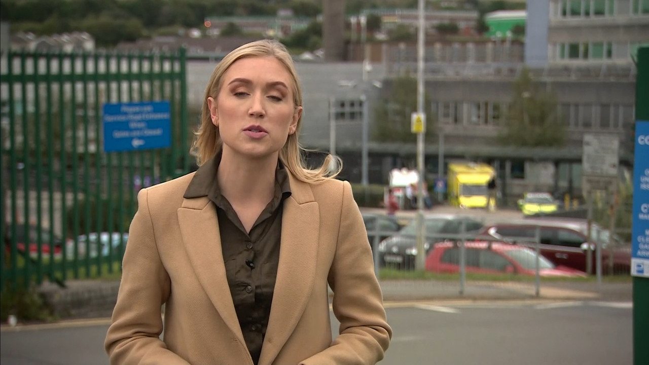 09.22 - 18.00.00 - ITV News Wales at 6. A round-up of all the latest ....ts_snapshot_10.22.234