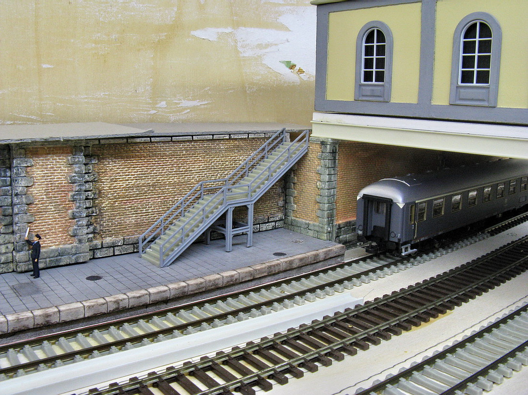 932567161020171111380006