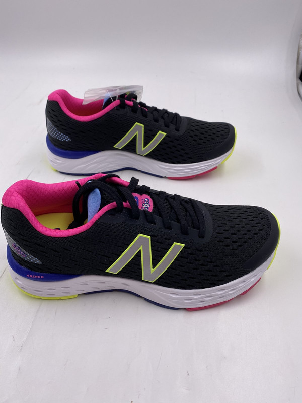 NEW BALANCE RUNNING COURSE BLACK AND PINK W680SD6 WOMENS 8 EURO 39 NEW BALANCE RUNNING COURSE BLACK AND PINK W680SD6 WOMENS 8 EURO 39