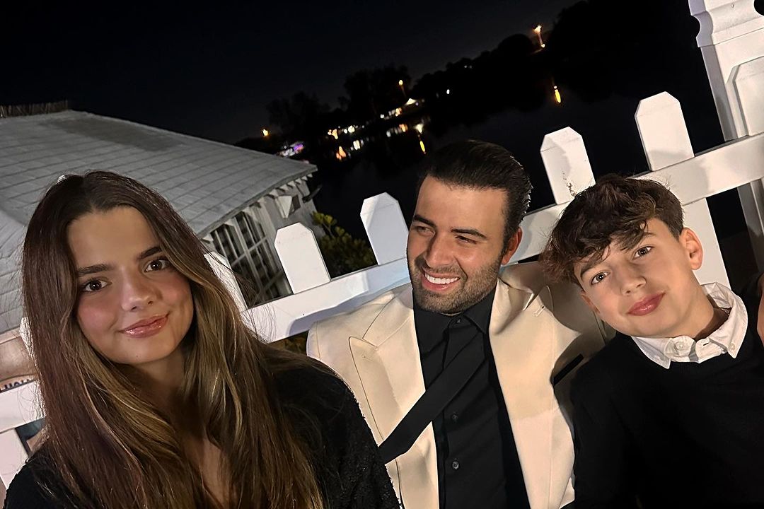 jencarlosmusic_414957180_18413313904028891_3126812083798046474_n