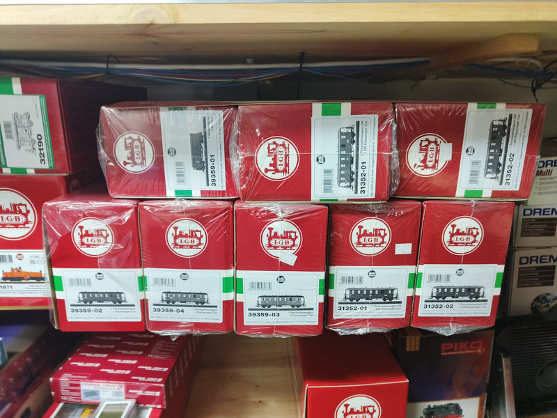 LOTE COCHES PASAJEROS LGB