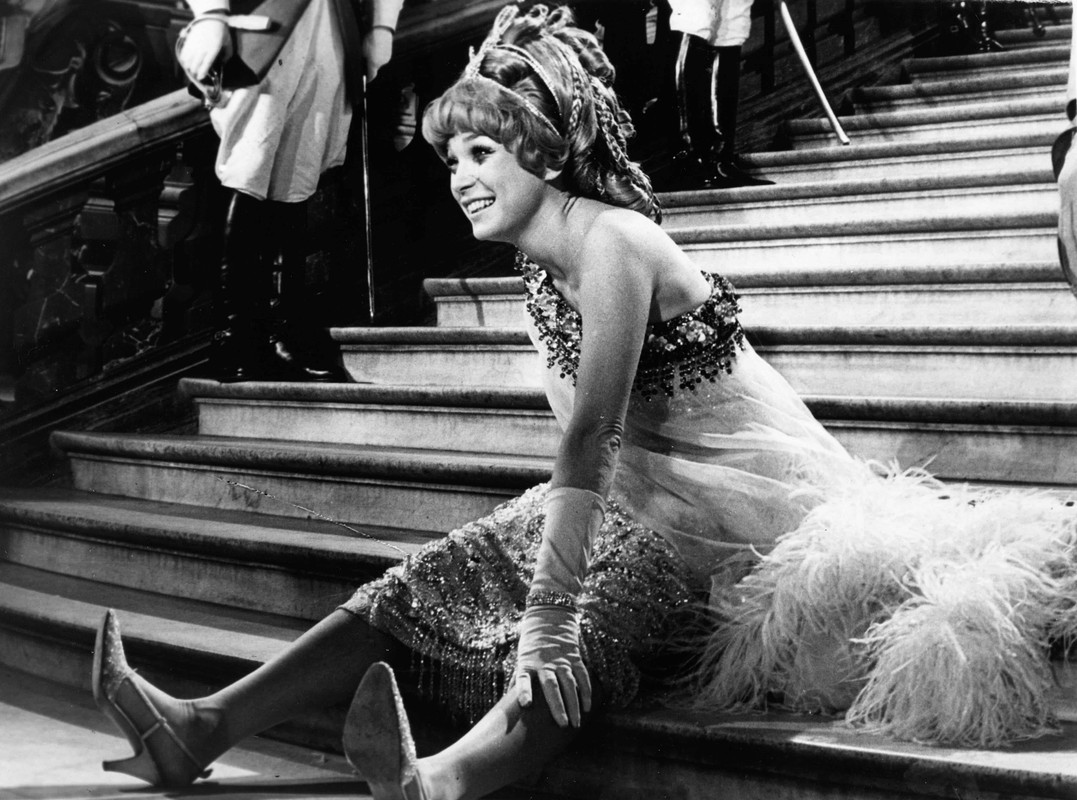 Shirley_MacLaine_a75