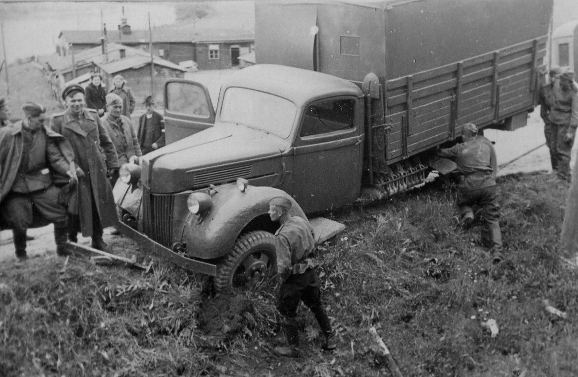 Ford 1945