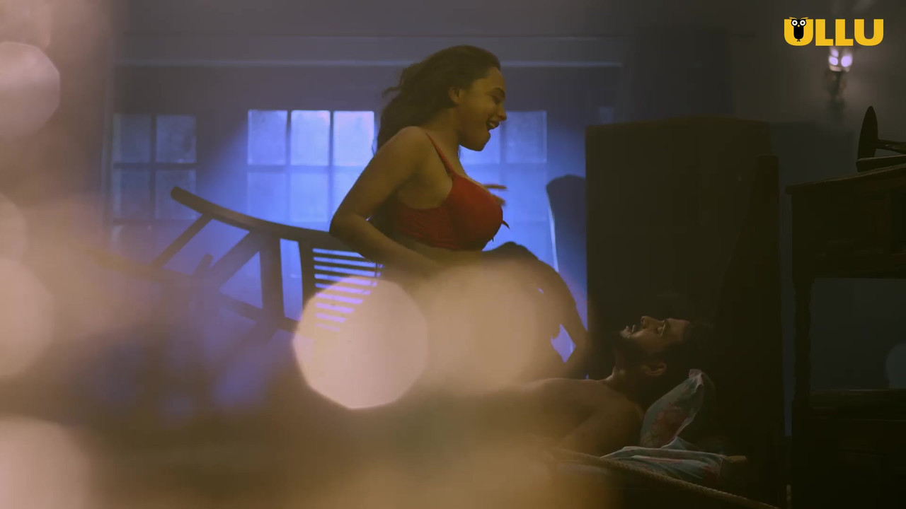 [Image: Hot-scene-1-209.jpg]