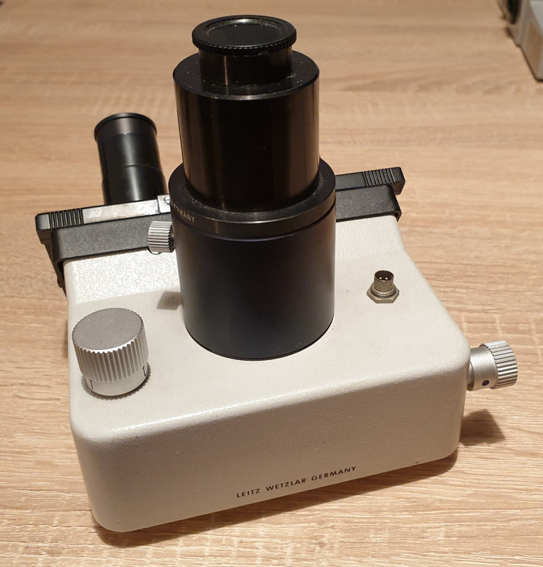 Leitz_Trinokulartubus_3_1200px