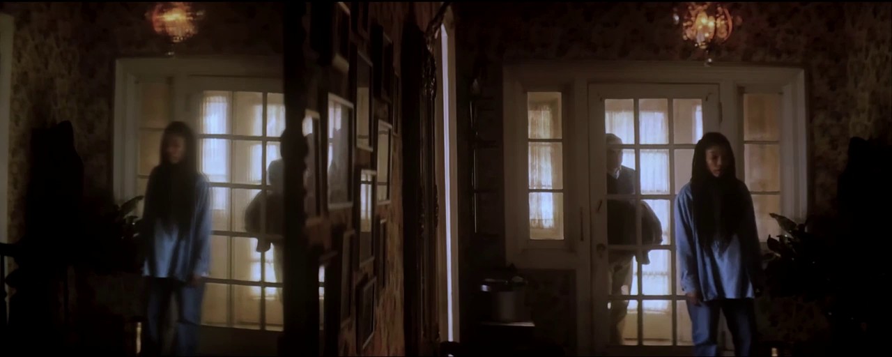The-Front-Room-2024-English-HDCAM-720p-x264-AAC-Cine-Vood-mkv-0008