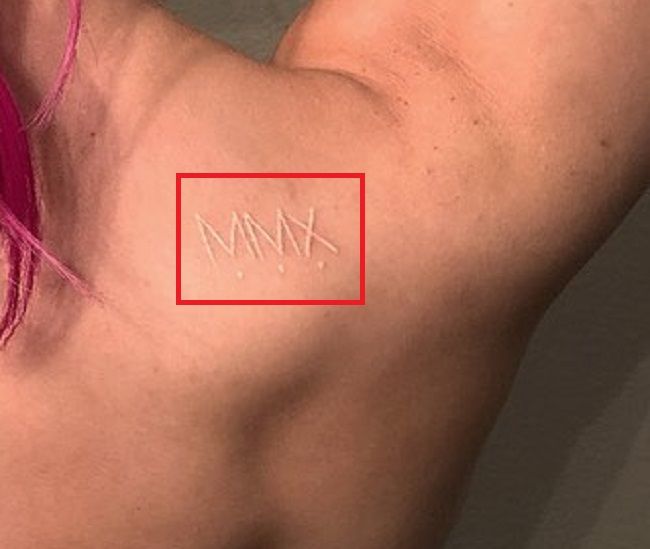 Alexa-Bliss-Roman-Numerals-Tattoo