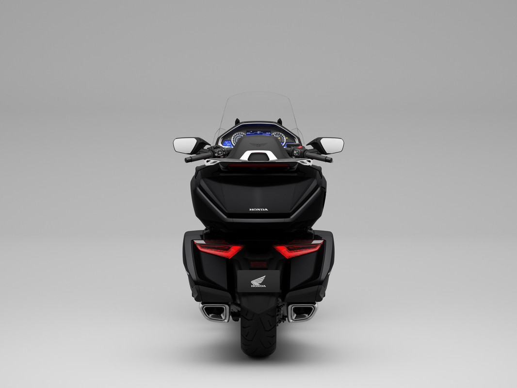 413846_23YM_HONDA_GOLD_WING_TOUR