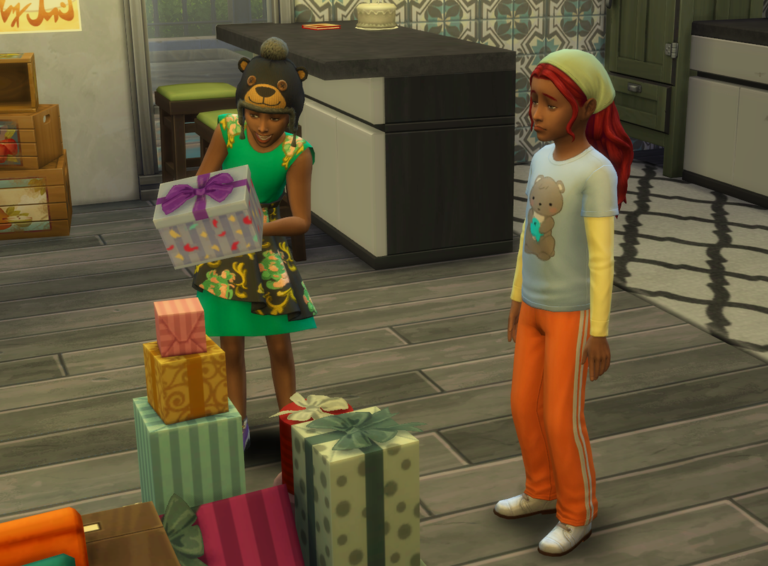 opening-their-bday-gifts-belinda-nad-bridgette.png