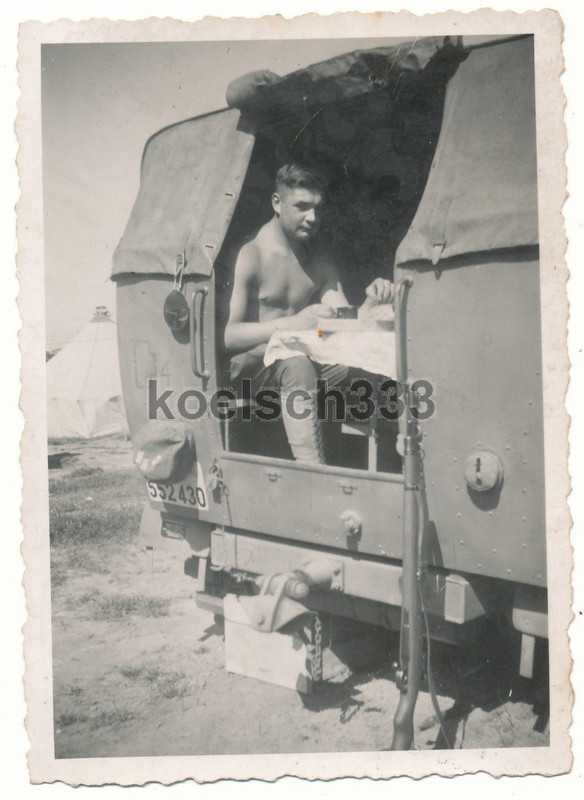 Foto Südfront Soldat DAK Schnürstiefel ! Panzer 