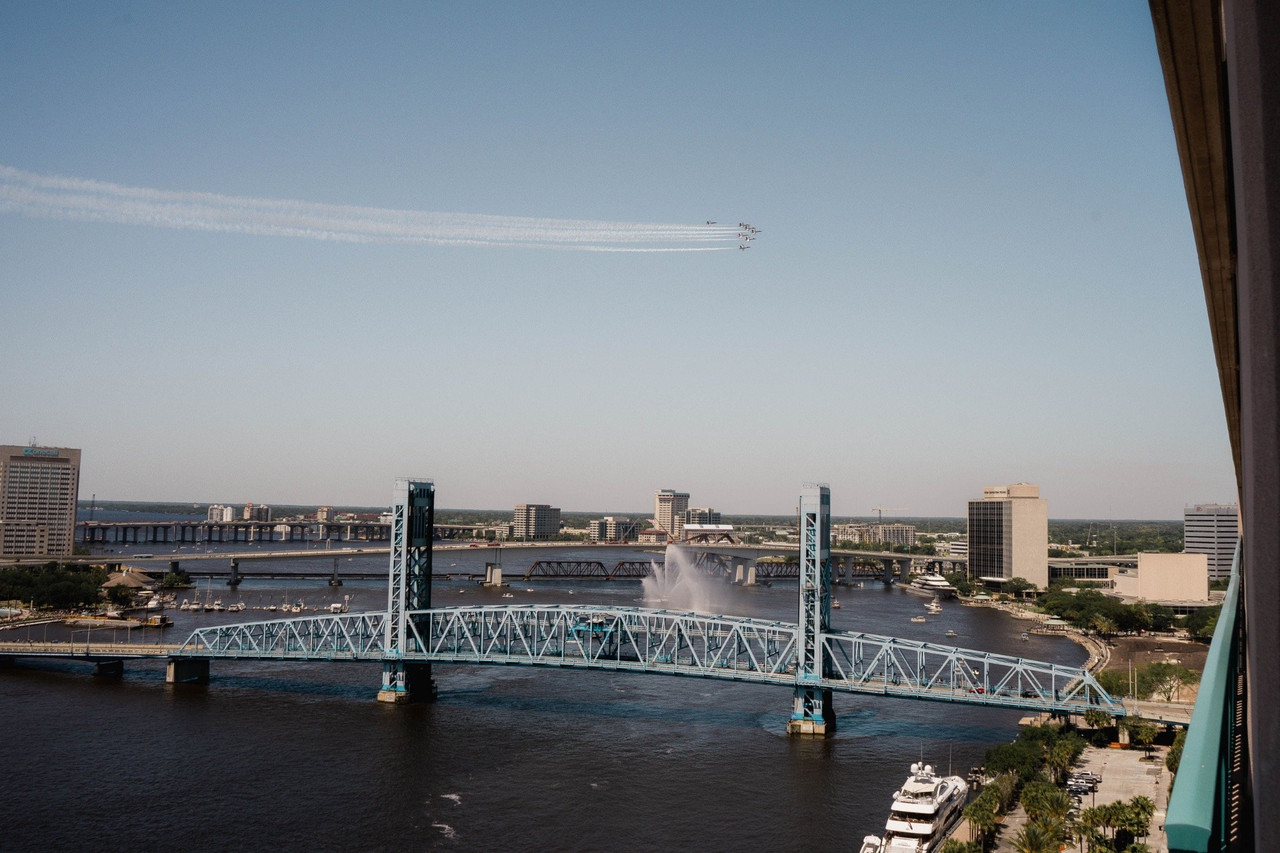 Jacksonville Florida residential scenery for Northeast Florida home buyers