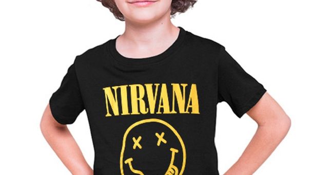Escuela suspende a estudiante por creer que Nirvana es una marca de ropa