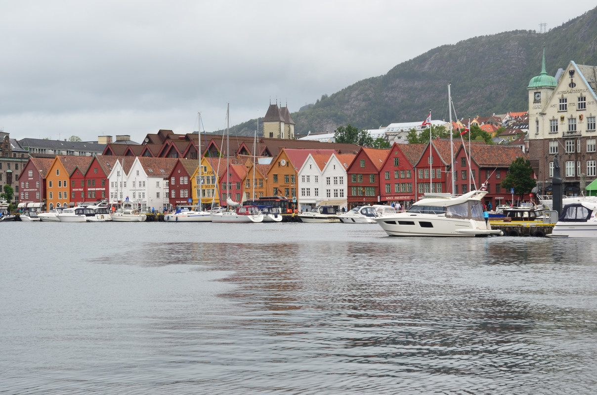 ETAPA 8- Cascada Tvindefossen - Bergen- Cascada Steinsdalsfossen - Noruega 10 días de cabañas y con niños (1)