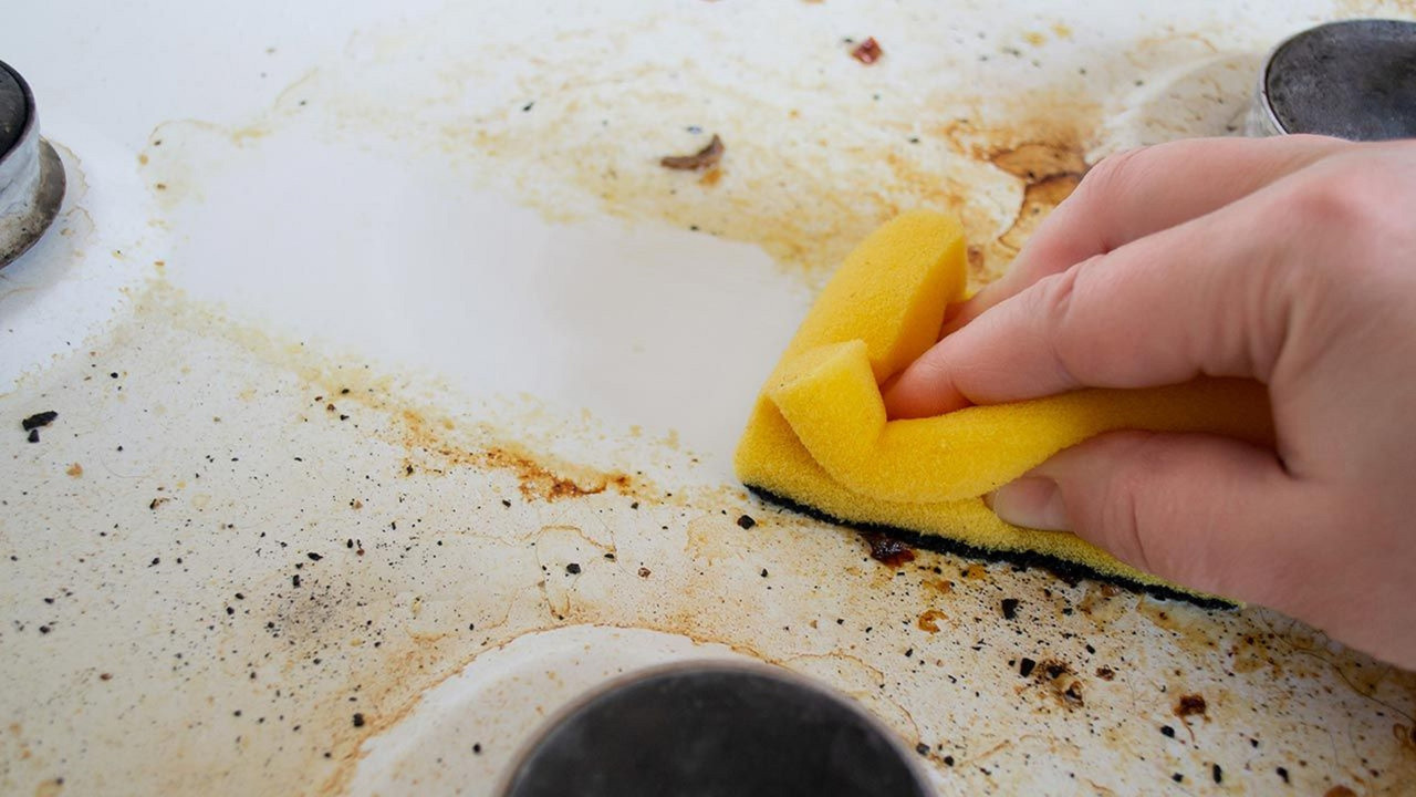 ¿Qué es bueno para sacar la grasa de la cocina? Remedio casero infalible