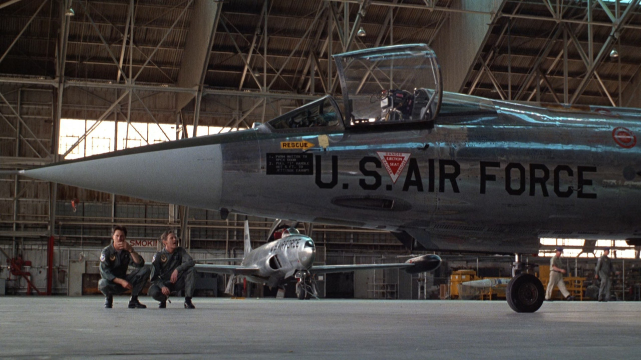 The Right Stuff 1983 (1080p x265 10bit Tigole).m