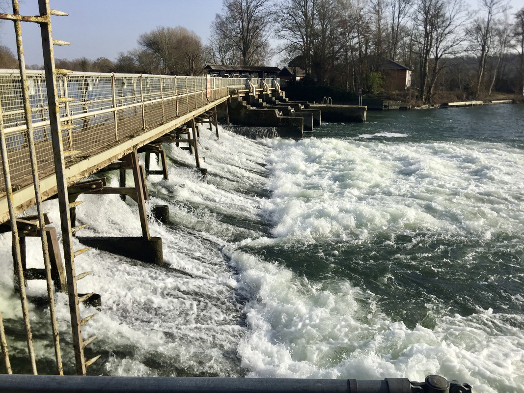 1129BFE1-9B8B-4618-8F66-AAE232ECA3D0