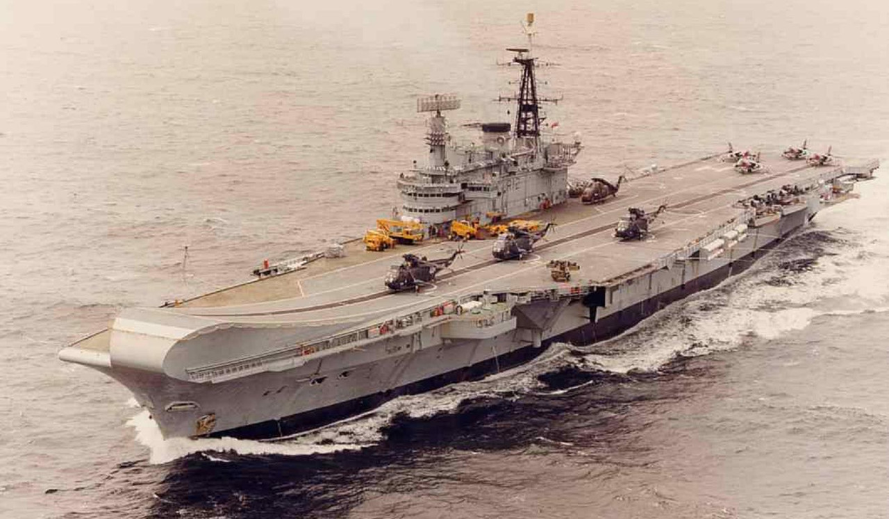 HMS Hermes 20