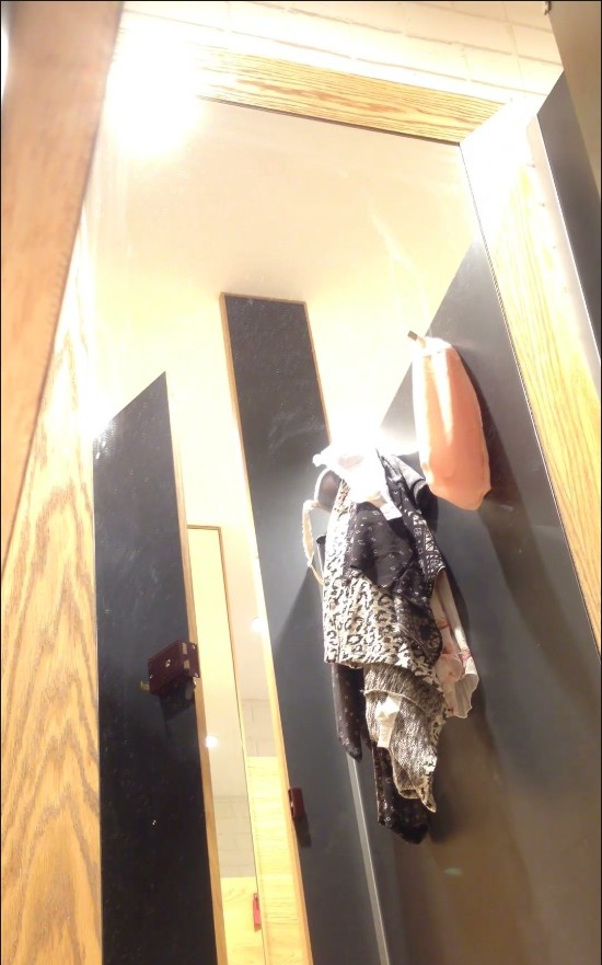 [Image: Voyeur13485082036.jpg]