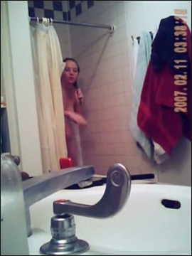 [Image: Voyeur625154338.jpg]
