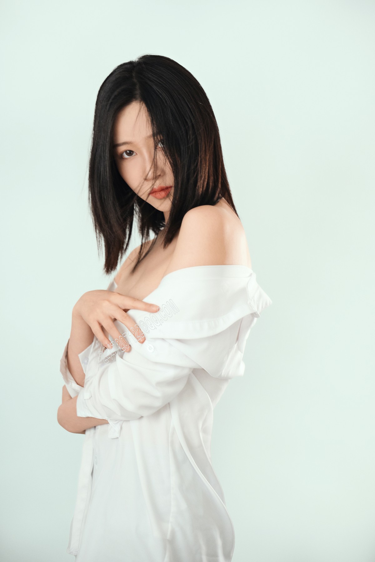 年年nnian 杂志风写真Vol.1 时尚大片风图集插图4