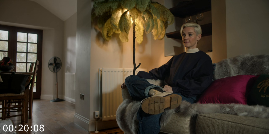 [Image: at0hlxh3tp52.png]