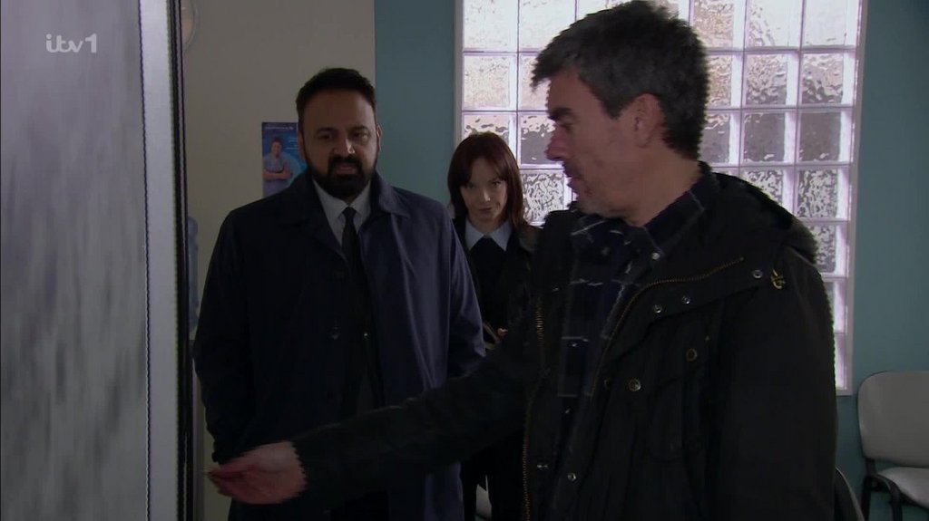 [Image: wce8z0h6aag2.jpg]