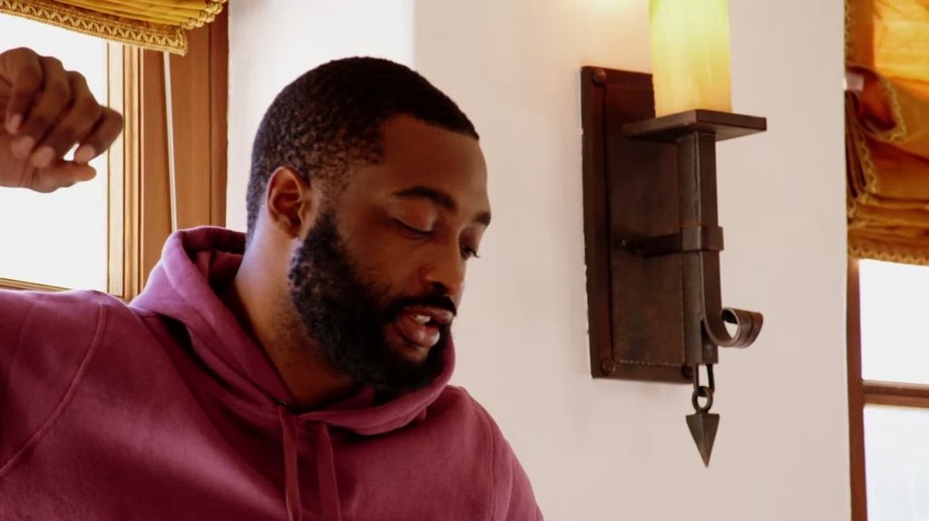 [Image: bl848oozano8.jpg]