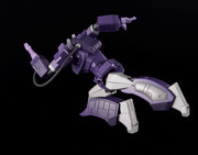 Flame-Toys-Furai-Model-G1-Shockwave-14