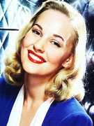 Lola-Albright-a92