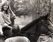 ingrid-pitt-b28