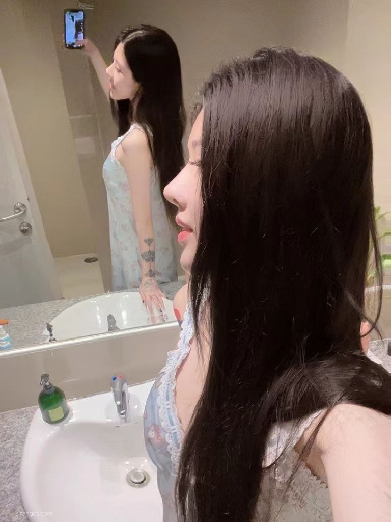 https://i.postimg.cc/hc8j9yzG/297.jpg