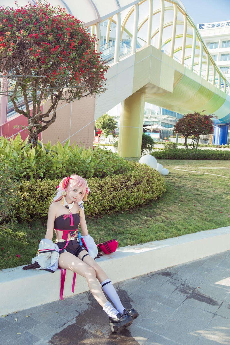 艾西Aiwest 原神烟绯花鸟与情Cosplay写真图集 烟绯角色高清图集 29P (176.4M)插图4