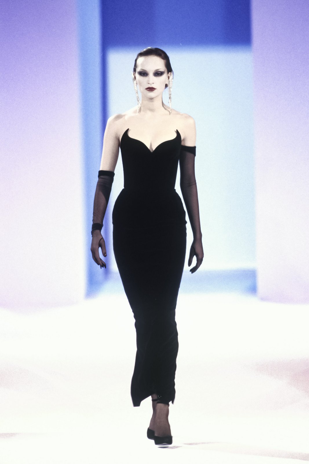 Fashion Classic: Thierry MUGLER Fall/Winter 1998 | Lipstick Alley