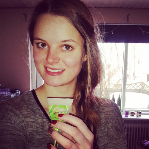 [Image: b789mihde6uz.jpg]