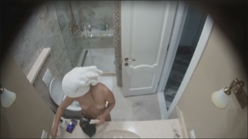 [Image: Voyeur36515135640.jpg]