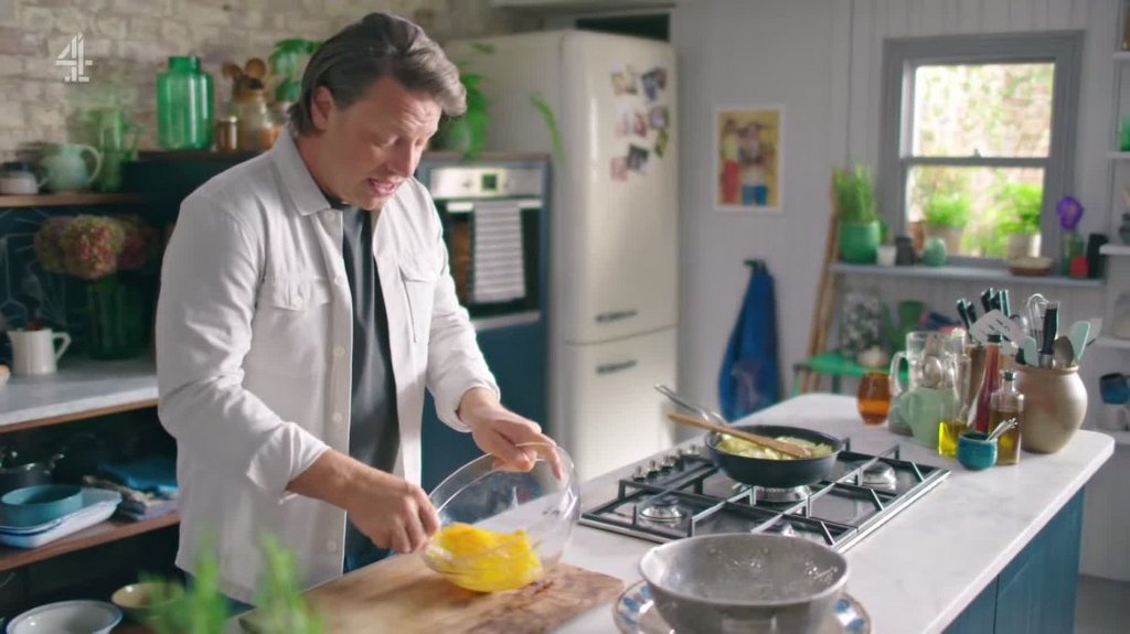 [Image: bxbgv5792fcr.jpg]