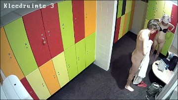 [Image: Voyeur20015083029.jpg]
