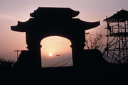 Empire-of-the-Sun-24