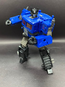 Shattered-Glass-Ultra-Magnus-09-1