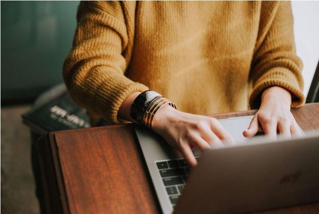 Guest Post: Utilizing Email Marketing to Connect with Your Readership Guest Post: Utilizing Email Marketing to Connect with Your Readership